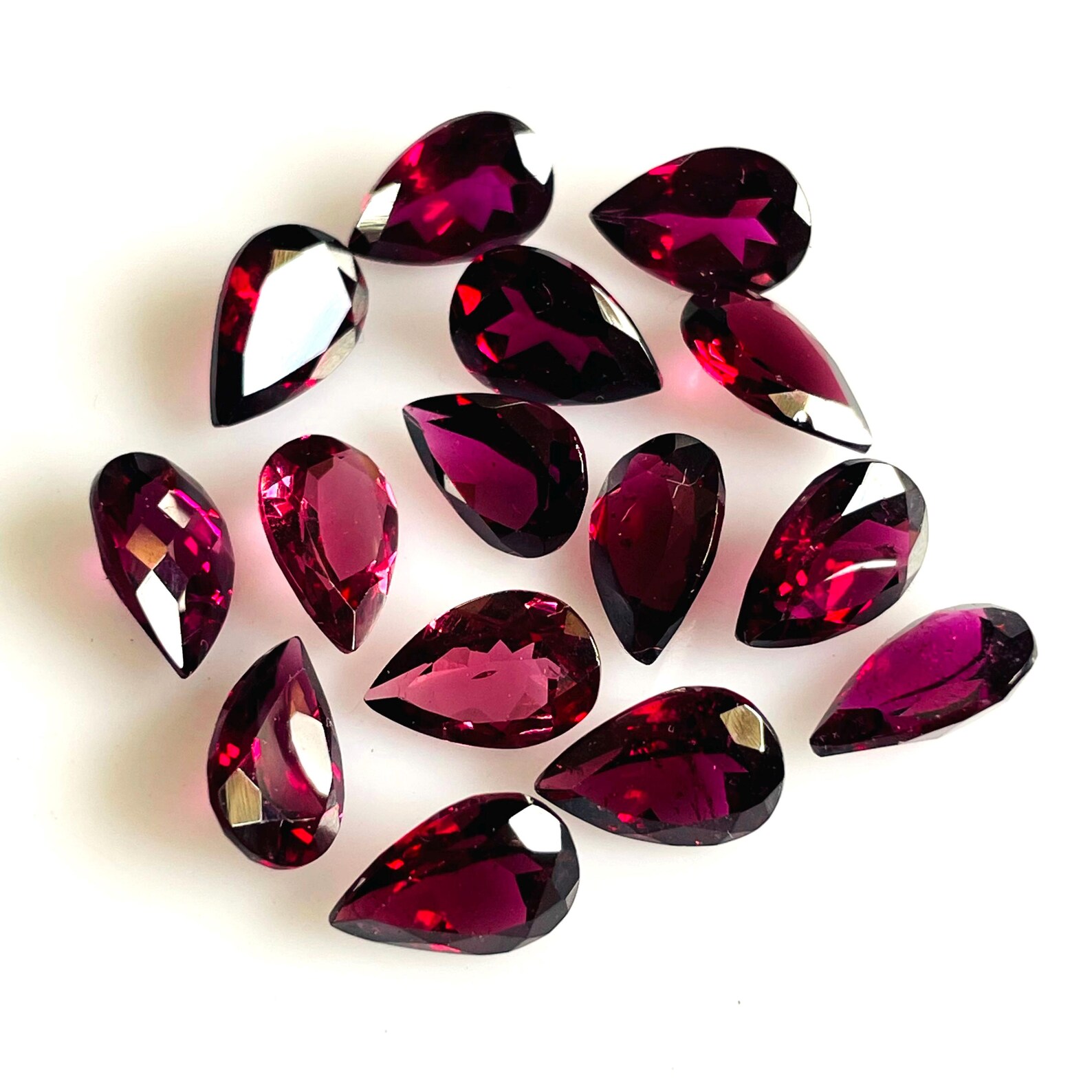 Faceted Red Garnet Pear Cabochon 6x9mm – Genuine Gemstone for Jewelry Making