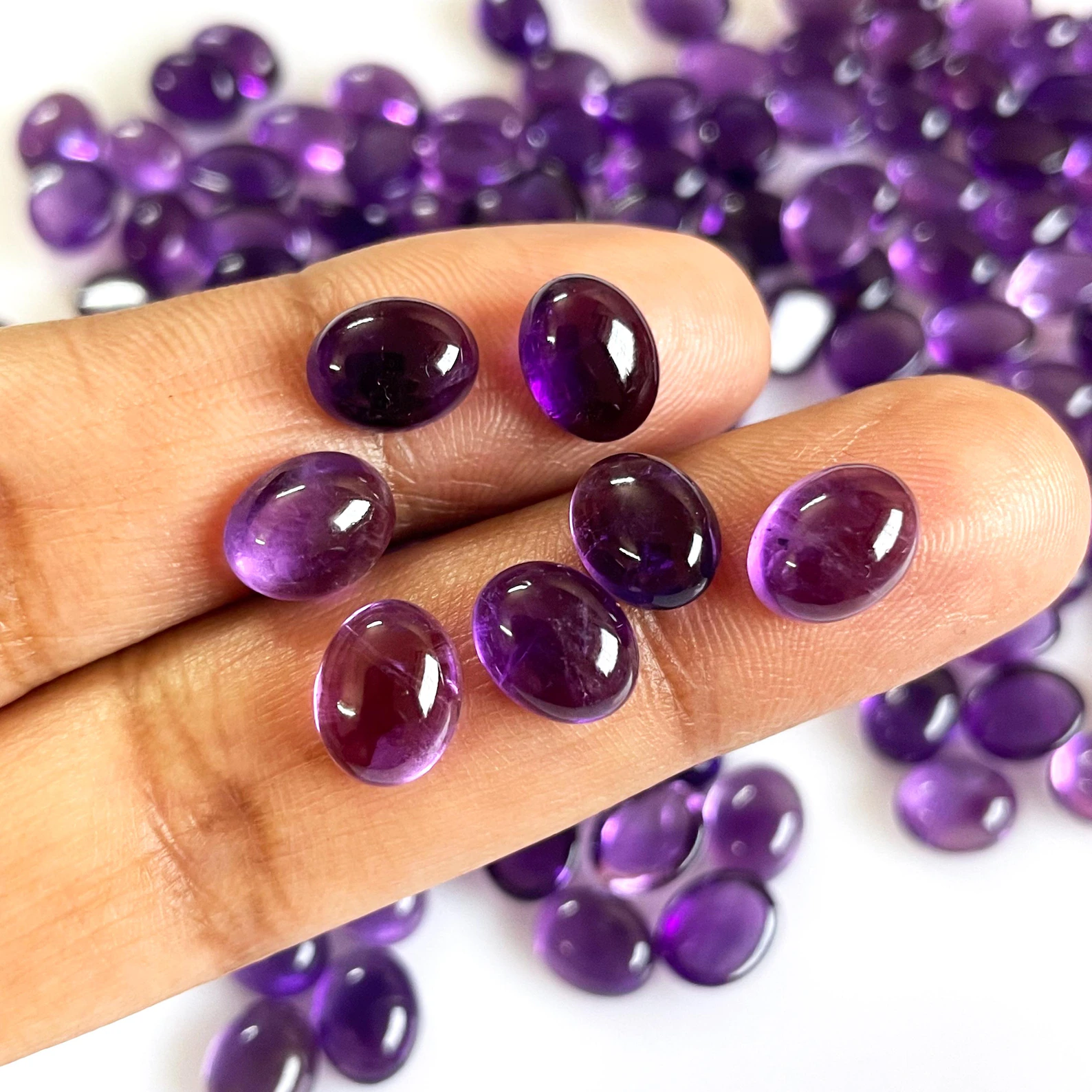 Natural Amethyst Cabochons: Oval Purple Gemstone (7x9 mm)