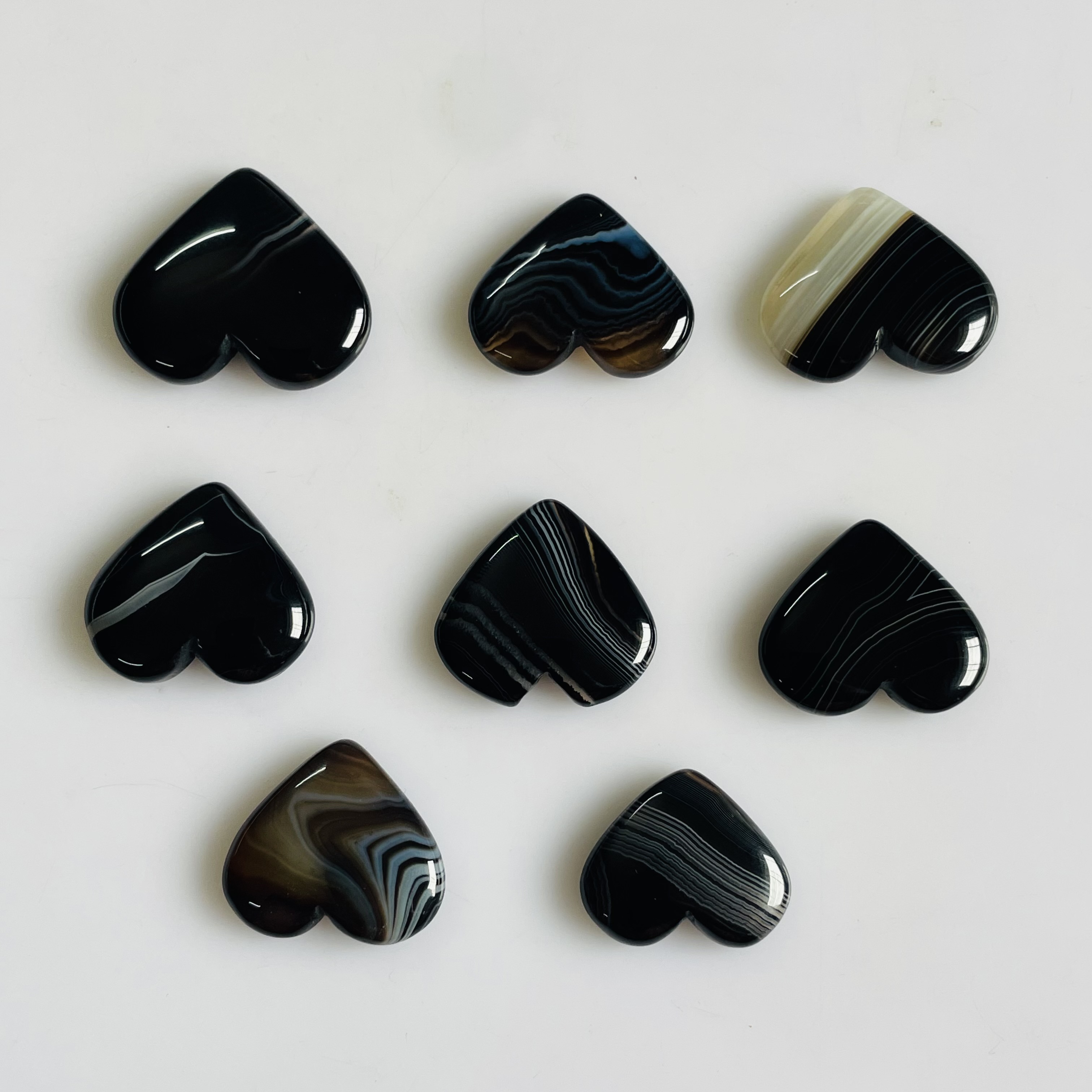 Black Banded Agate Heart Cabochon: Natural Gemstone for Jewelry